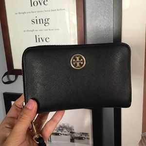 Tory burch wallet